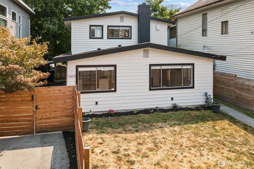 Property photo for 1609 E Alder Street, Seattle photo 34