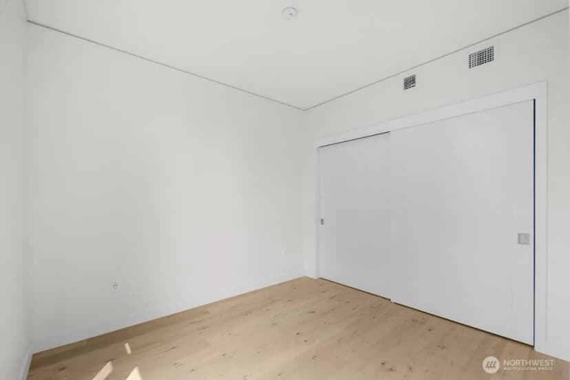 Property photo for 2510 6th Avenue #1107, Seattle photo 15
