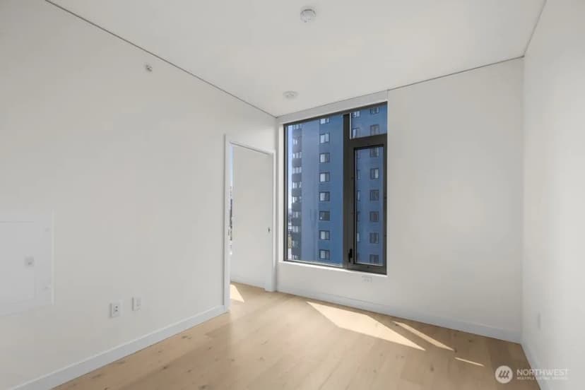 Property photo for 2510 6th Avenue #1107, Seattle photo 16