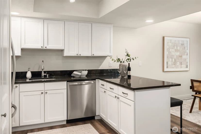 Property photo for 4283 152nd Court Se #2b, Bellevue photo 10