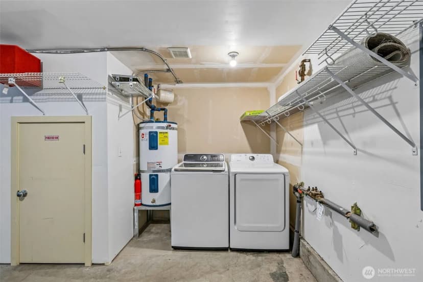 Property photo for 4341 8th Avenue Ne, Seattle photo 22