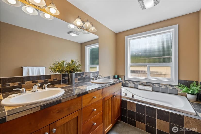 Property photo for 12406 110th Street Nw, Gig Harbor photo 22