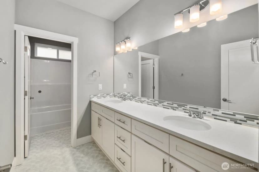 Property photo for 13437 Edmunds Parkway E, Bonney Lake photo 32