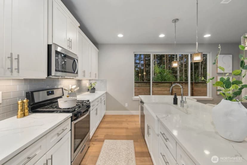 Property photo for 13437 Edmunds Parkway E, Bonney Lake photo 15