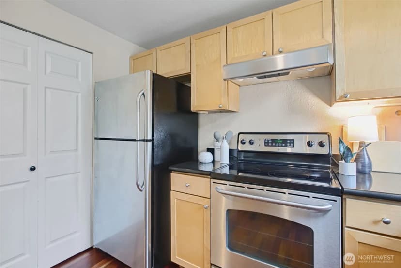 Property photo for 23718 13th Place S #901, Des Moines photo 10