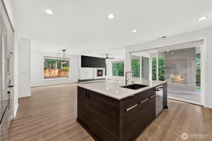 Property photo for 12401 Harwood Cove Lane Sw, Lakewood photo 16