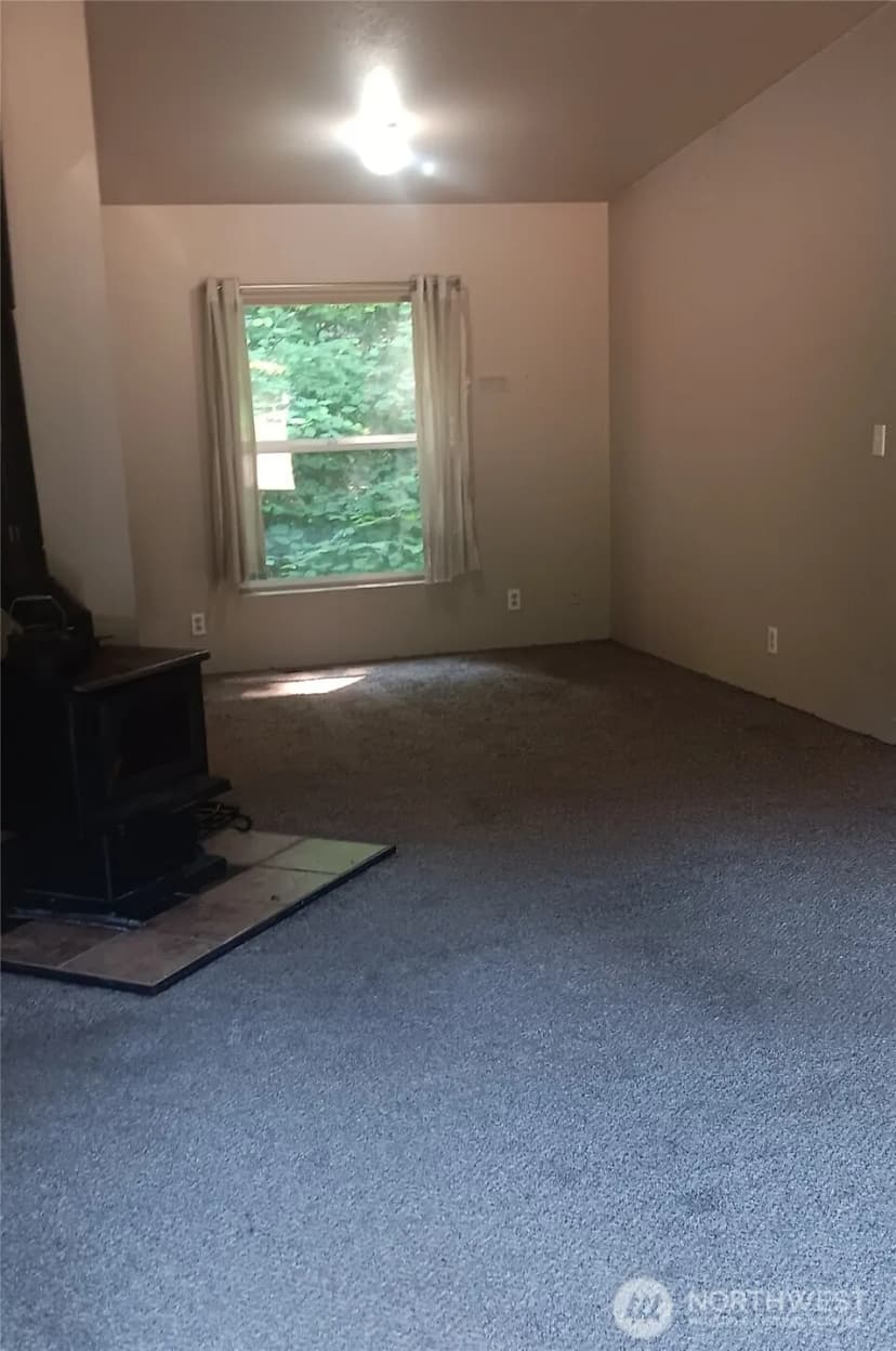 Property photo for 101 E Herron Place, Shelton photo 9