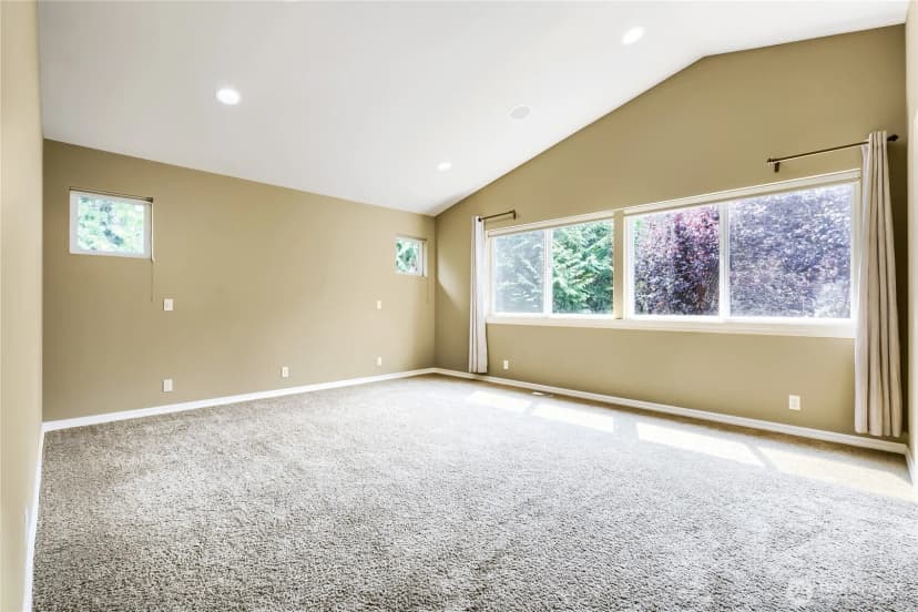 Property photo for 4613 Ne 2nd Street, Renton photo 14