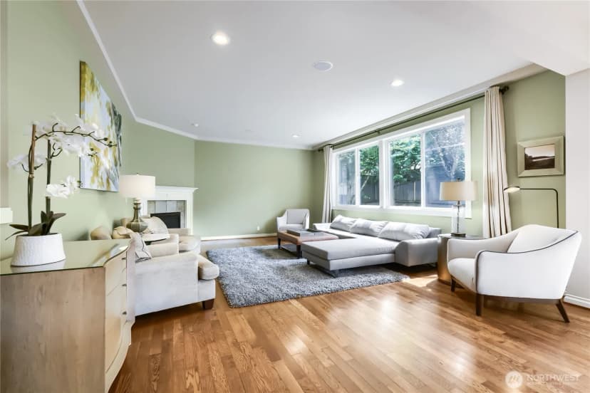 Property photo for 4613 Ne 2nd Street, Renton photo 11