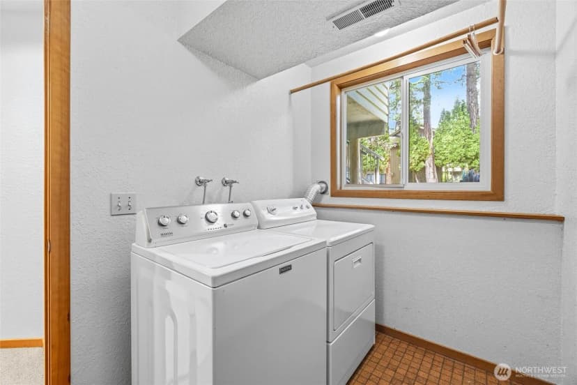 Property photo for 601 Clark Road, Bellingham photo 29