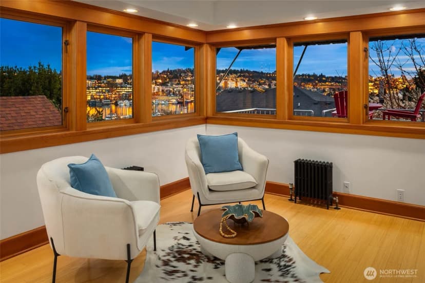 Property photo for 2117 N 36th Street, Seattle photo 5
