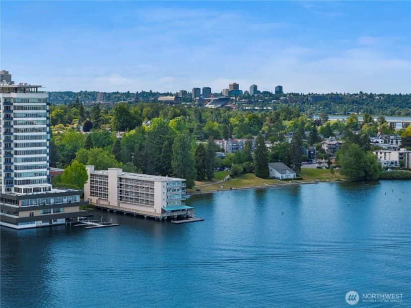 Property photo for 1800 43rd Avenue E #208, Seattle photo 24