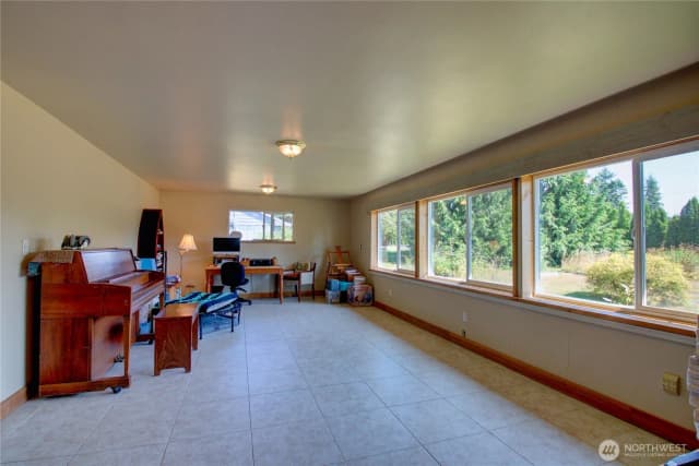 Property photo for 6749 Guide Meridian Road, Lynden photo 5