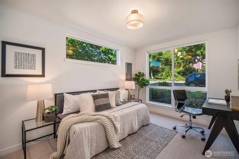 Property photo for 117 22nd Avenue #b, Seattle photo 4