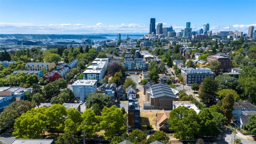 Property photo for 117 22nd Avenue #b, Seattle photo 37
