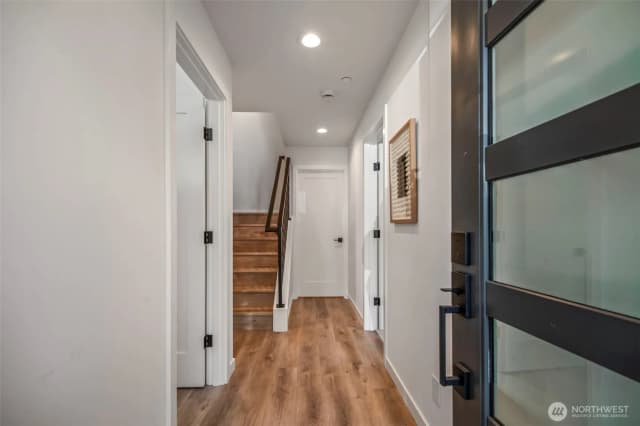 Property photo for 117 22nd Avenue #b, Seattle photo 3