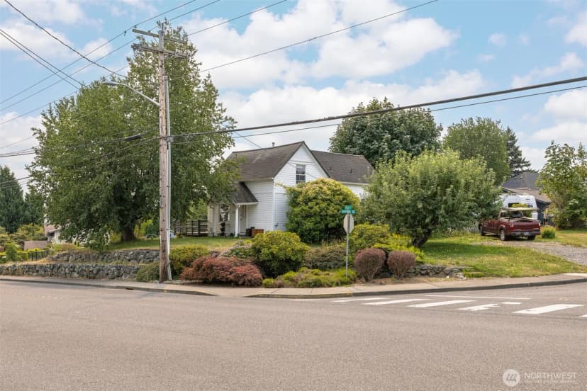 Property photo for 2171 Gardiner Drive, Ferndale photo 6