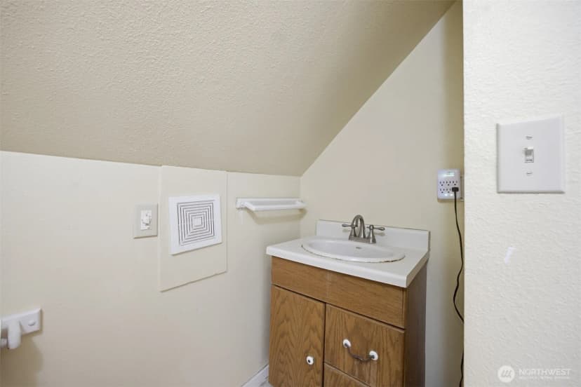 Property photo for 2171 Gardiner Drive, Ferndale photo 31