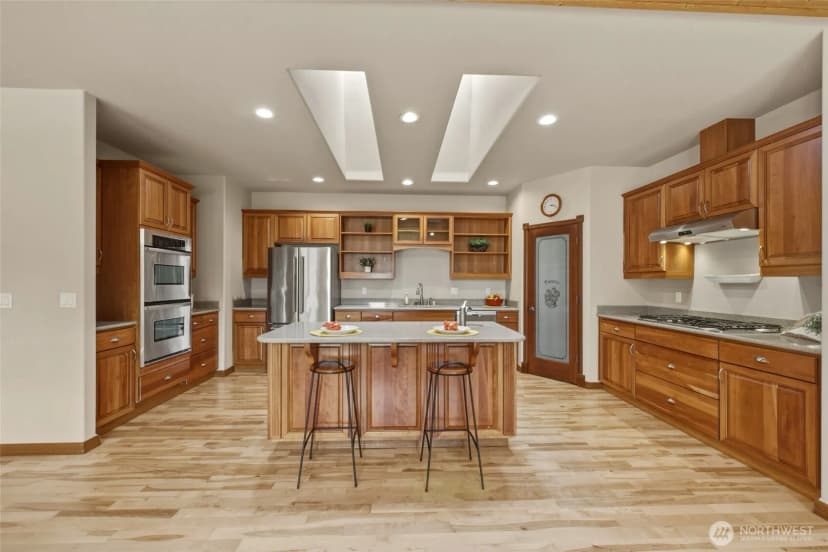 Property photo for 9315 Milburn Loop Se, Olympia photo 10