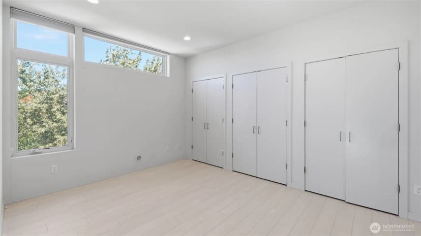 Property photo for 710 14th Avenue #c, Seattle photo 10