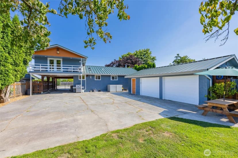 Property photo for 307 Lincoln Street, Everson photo 3