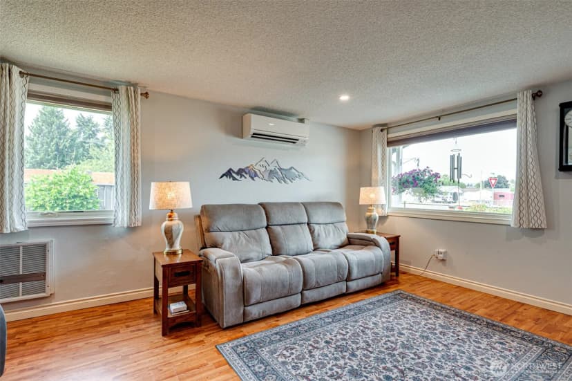 Property photo for 353 Shear Street Sw, Castle Rock photo 5