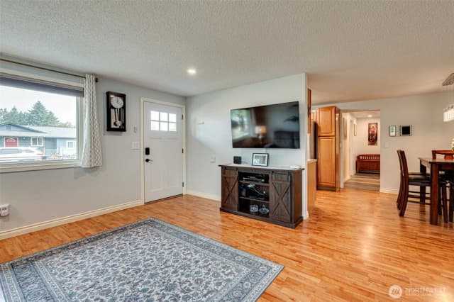 Property photo for 353 Shear Street Sw, Castle Rock photo 4