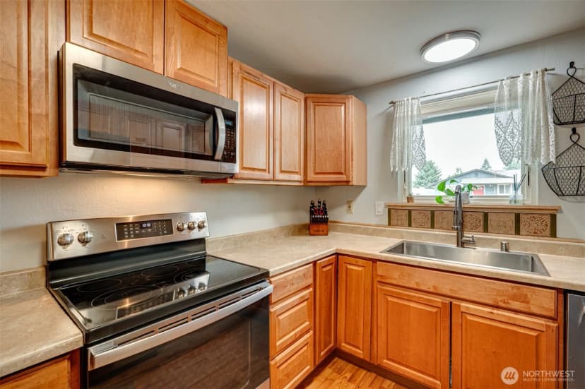 Property photo for 353 Shear Street Sw, Castle Rock photo 9