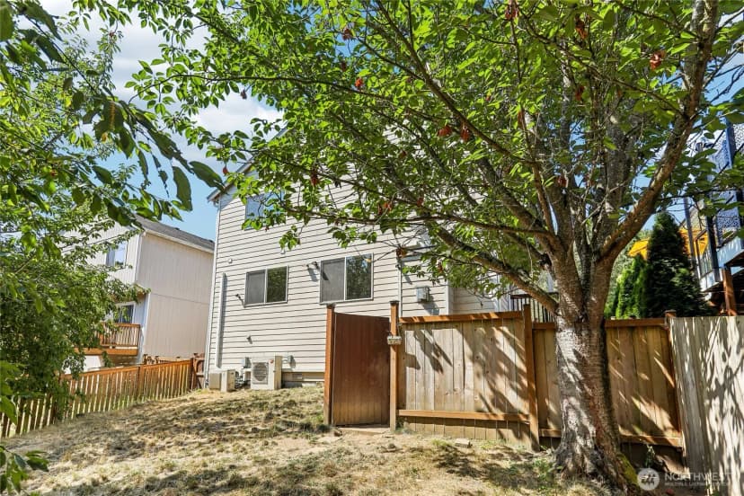 Property photo for 4856 18th Avenue Sw, Seattle photo 38