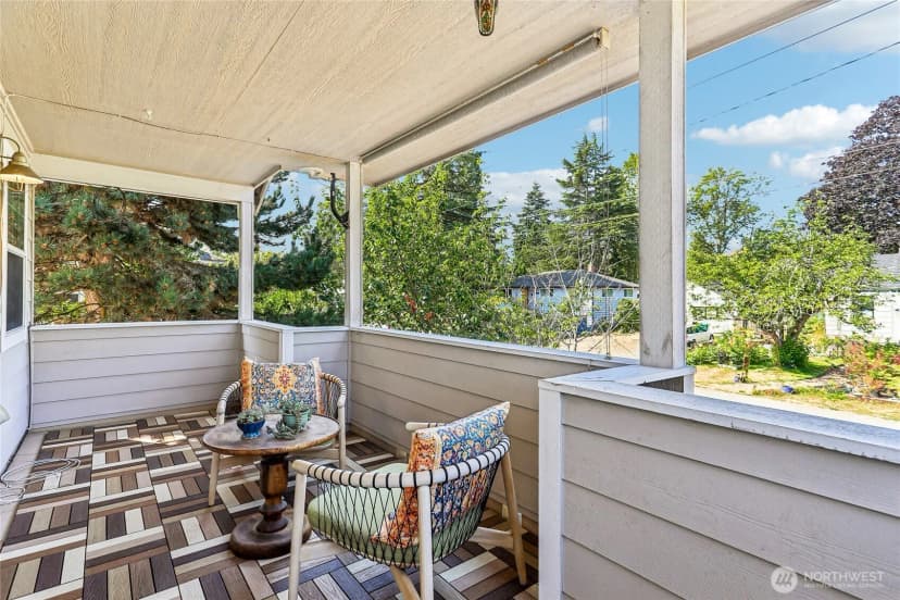 Property photo for 4856 18th Avenue Sw, Seattle photo 9