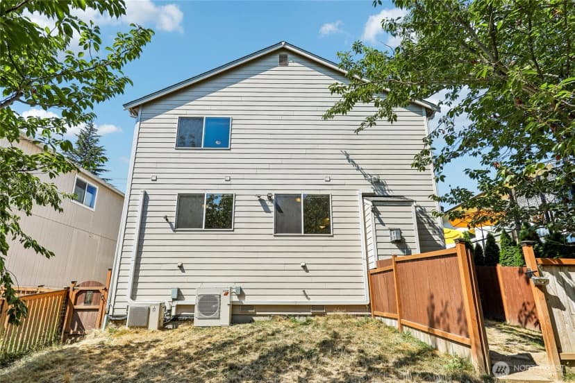 Property photo for 4856 18th Avenue Sw, Seattle photo 37
