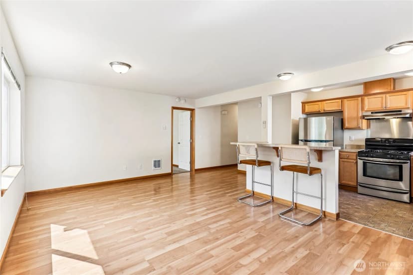 Property photo for 4856 18th Avenue Sw, Seattle photo 26