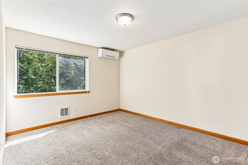 Property photo for 4856 18th Avenue Sw, Seattle photo 32
