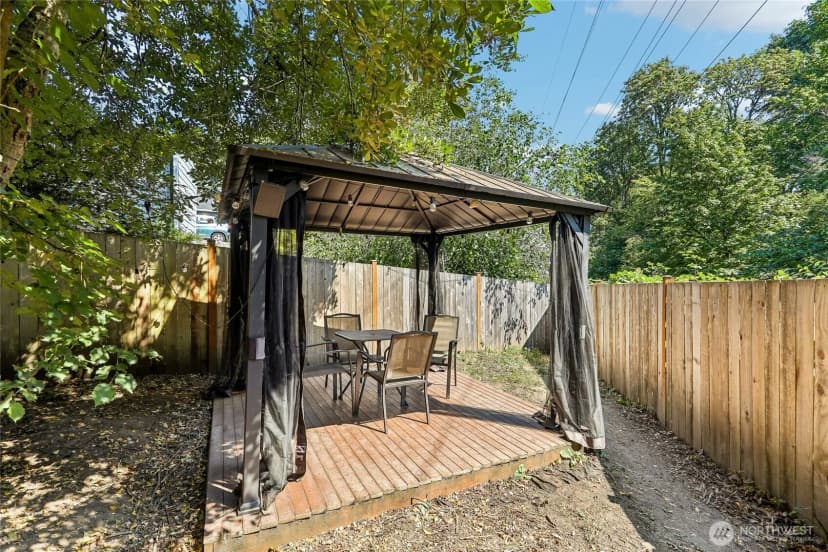 Property photo for 4856 18th Avenue Sw, Seattle photo 39