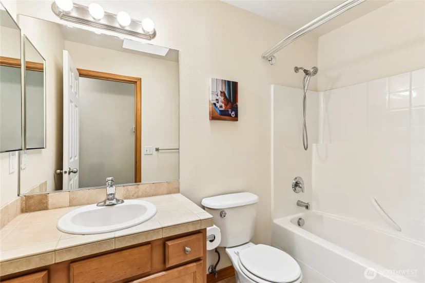 Property photo for 4856 18th Avenue Sw, Seattle photo 23