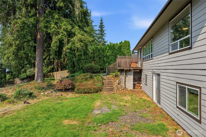 Property photo for 116 Virginia Place, Longview photo 28