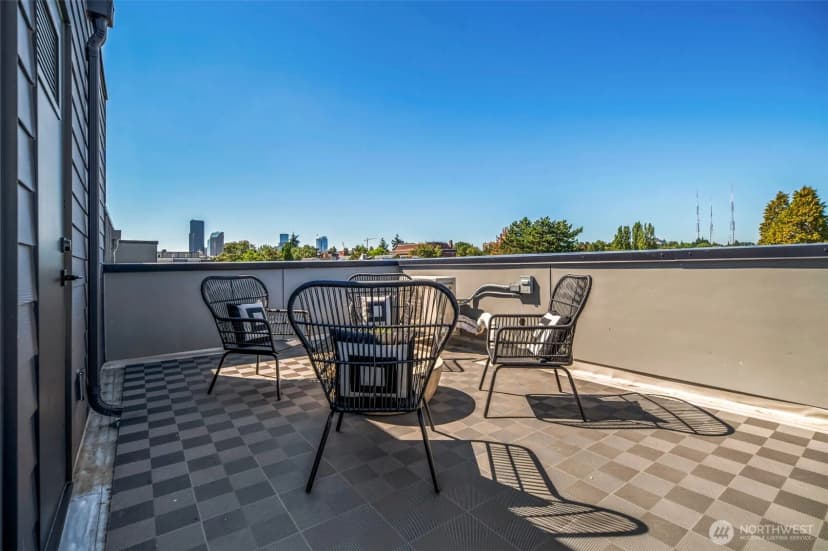 Property photo for 115 22nd Avenue #a, Seattle photo 32