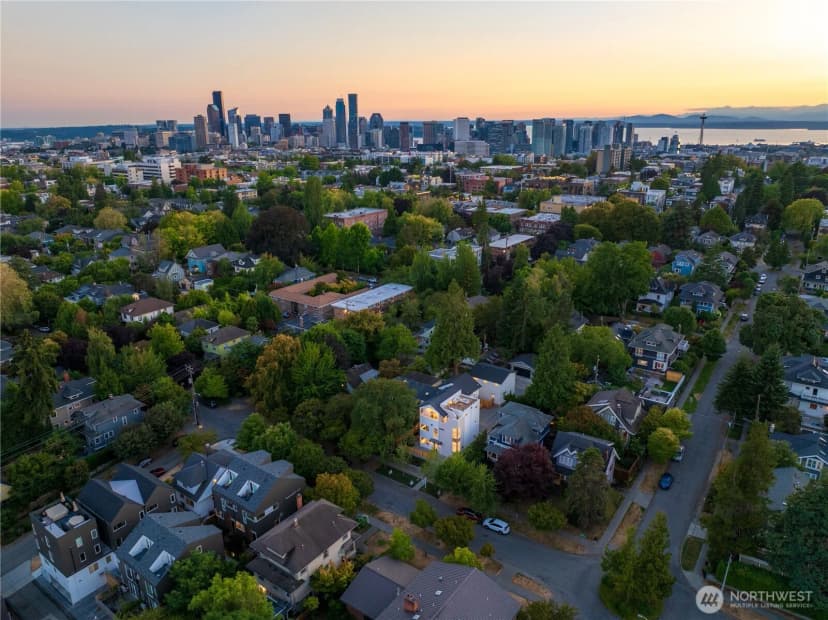 Property photo for 613 18th Avenue E, Seattle photo 36
