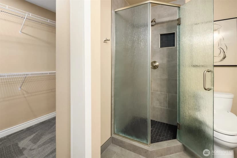 Property photo for 12120 Ne 172nd Place #l302, Bothell photo 19