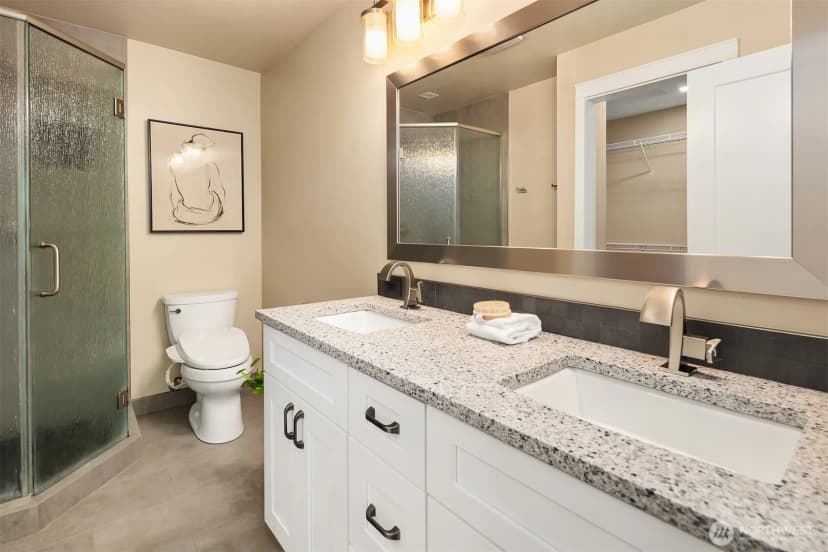 Property photo for 12120 Ne 172nd Place #l302, Bothell photo 18