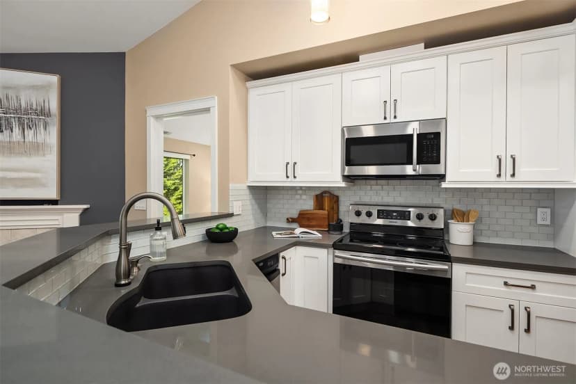 Property photo for 12120 Ne 172nd Place #l302, Bothell photo 11
