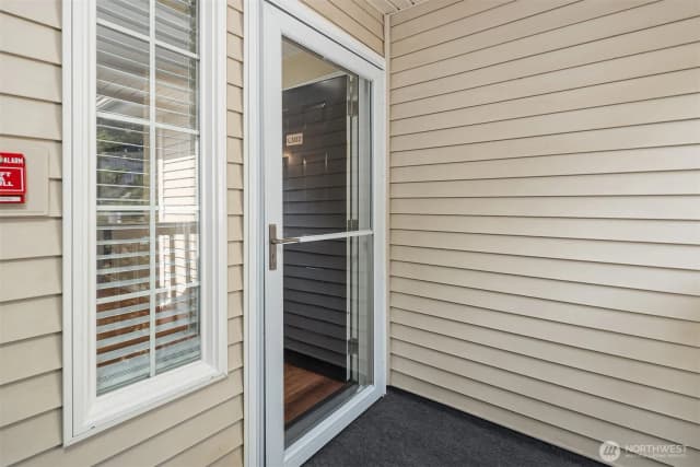 Property photo for 12120 Ne 172nd Place #l302, Bothell photo 3