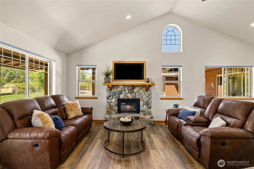 Property photo for 131 Aspen Drive, Ellensburg photo 9