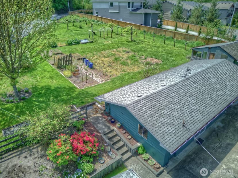 Property photo for 12202 Seattle Hill Road, Snohomish photo 4
