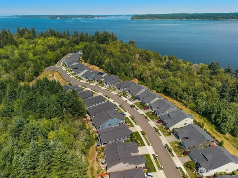 Property photo for 5639 Waldron Drive Ne, Lacey photo 32