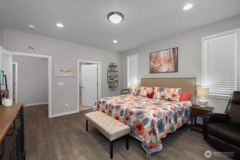 Property photo for 5639 Waldron Drive Ne, Lacey photo 25