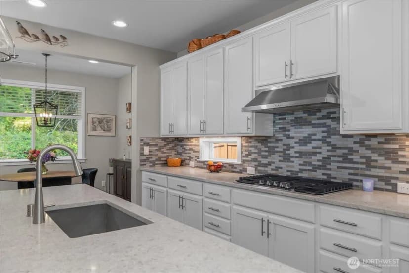 Property photo for 5639 Waldron Drive Ne, Lacey photo 11
