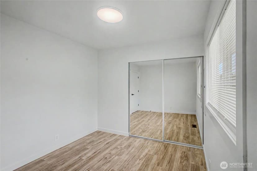 Property photo for 247170 S 35th Avenue, Kent photo 17