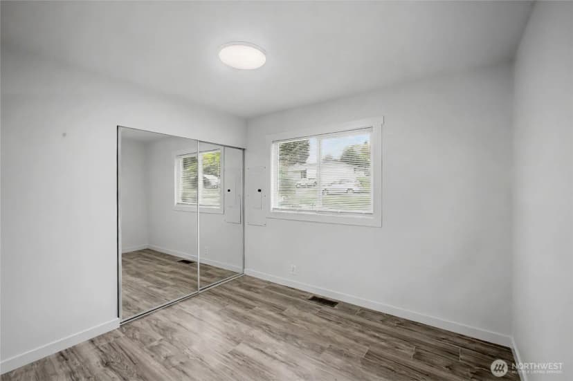Property photo for 247170 S 35th Avenue, Kent photo 16