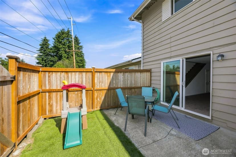 Property photo for 12418 Se 272nd Place #c, Kent photo 16